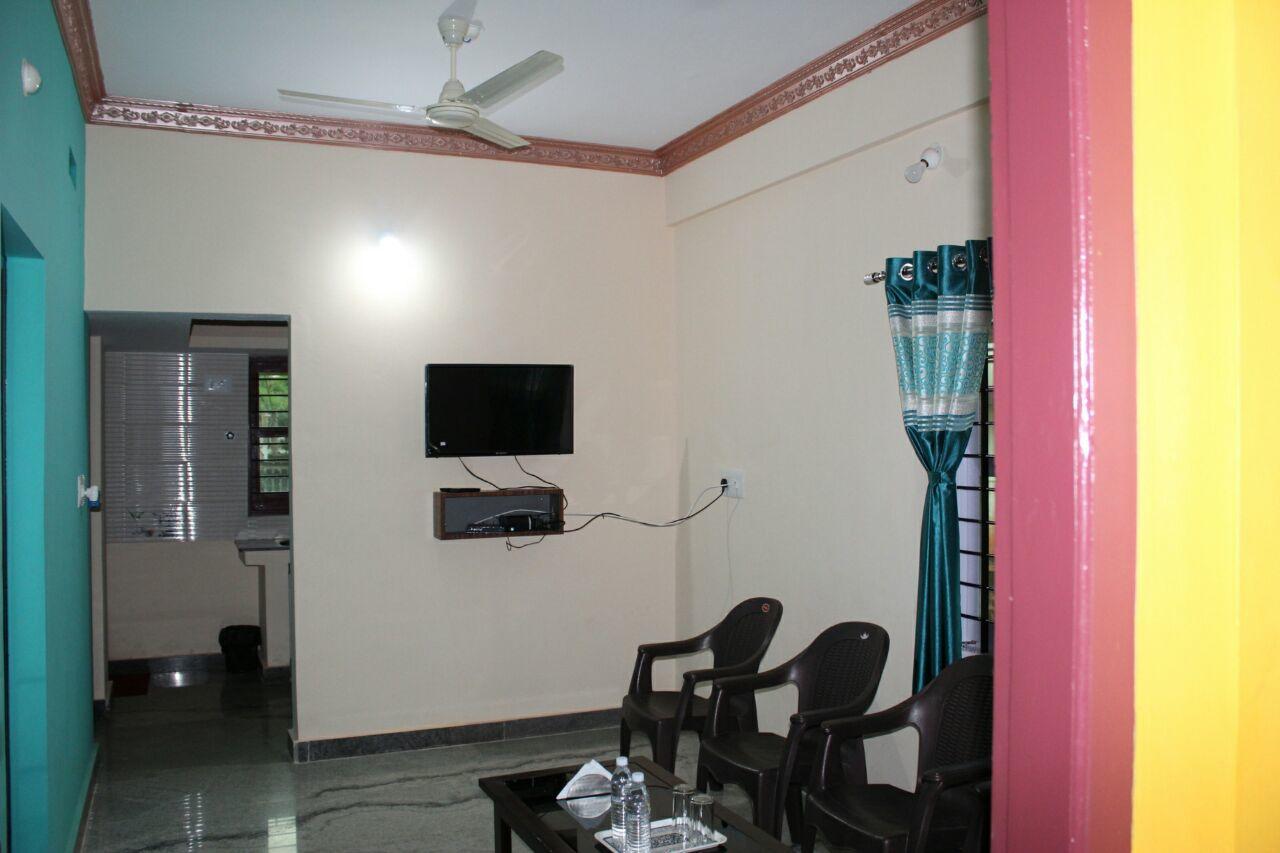 Iroomz Sri Vinayaka Comfort วิราจเปต ภายนอก รูปภาพ